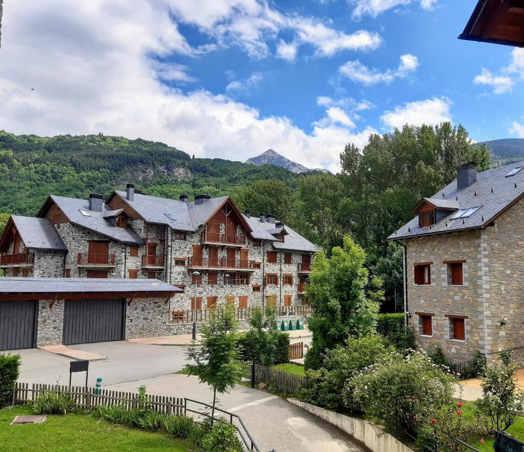 Casa Marcos Apartment Benasque Exterior photo
