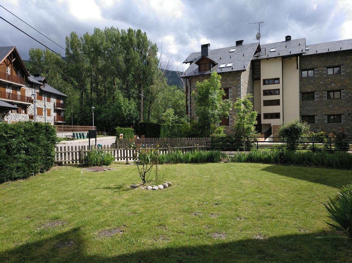 Casa Marcos Apartment Benasque Exterior photo
